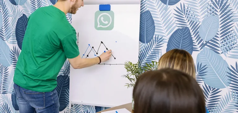 Integracion de WhatsApp con CRM La Clave para no Perder Ventas en Latinoamerica